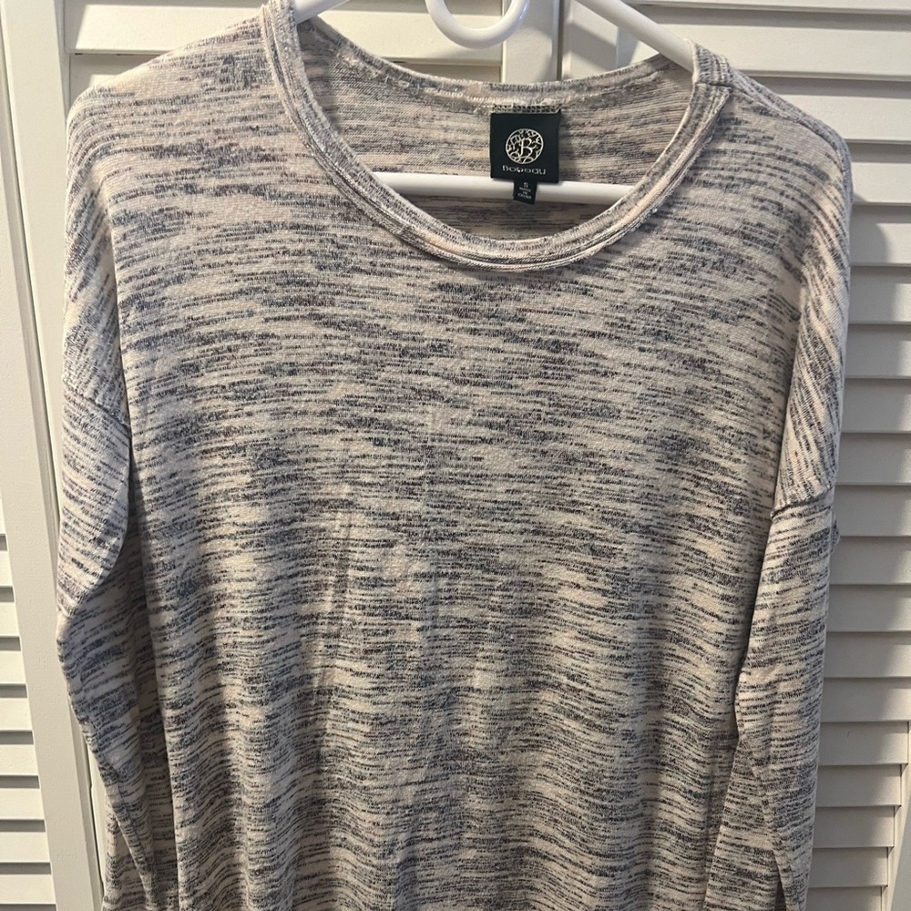 Bobeau size small woman’s shirt